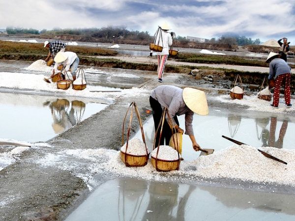 Best Photography Tour Of Nha Trang Salt Fields